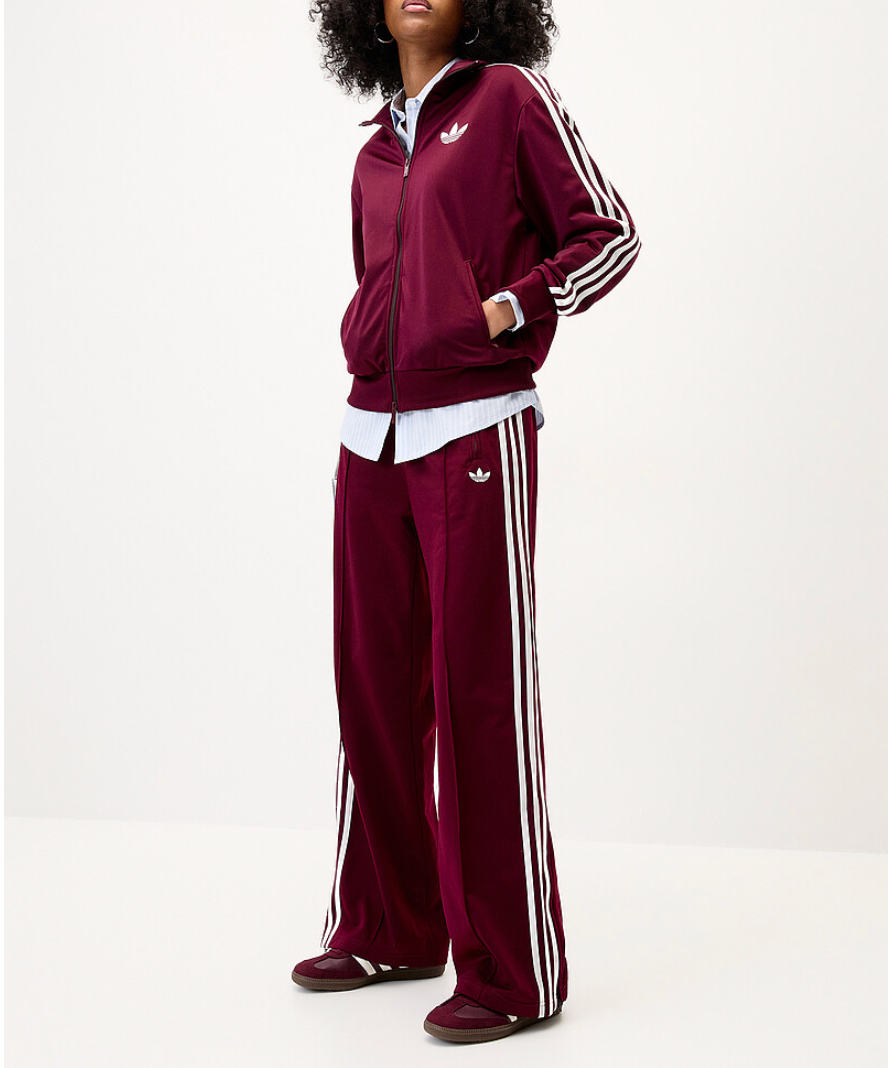 Adidas Originals Joggers in Burgundy